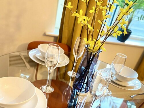 Гостиница Captivating 1bed Citycentre Apartment With Parking в Ньюкасле-апон-Тайн