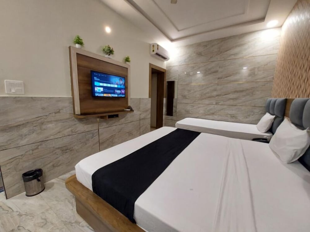 Фото Taj Nice Point by Taj Sunrise Grp