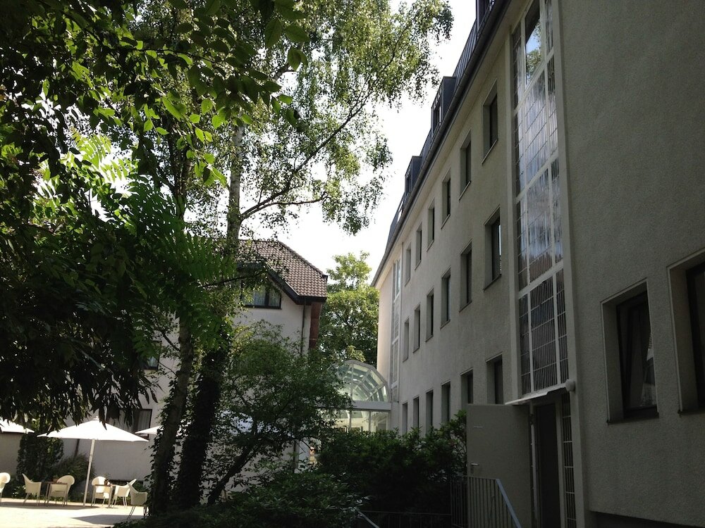 Фото Select Hotel Silence Garden Köln