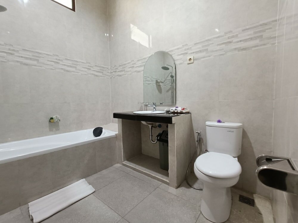 Фото Wisata Bintang Hotel