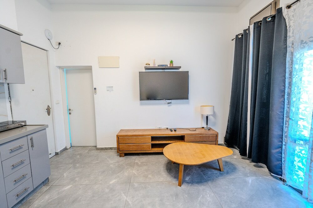 Фото Ha-Yarkon Forty One