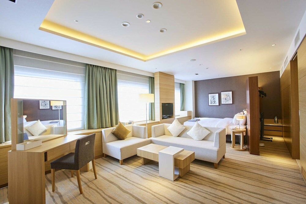 Фото Keio Plaza Hotel Sapporo