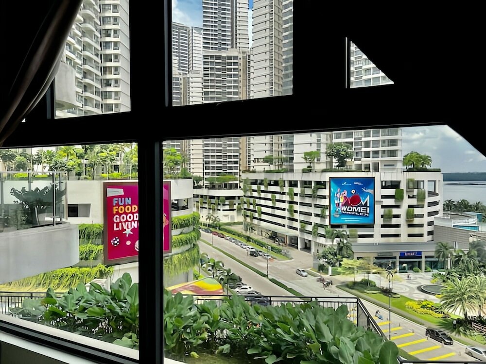 Фото Amberside Country Garden Danga Bay