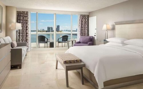 Гостиница Miami Marriott Biscayne Bay в Майами
