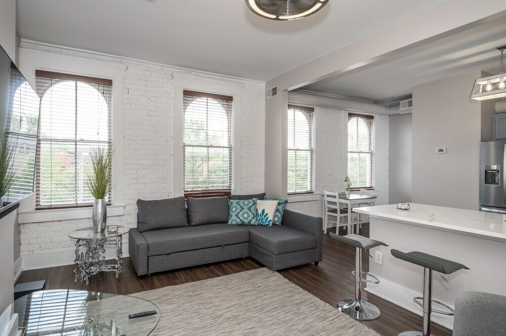 Фото Heart of Mainstrasse Apt 4