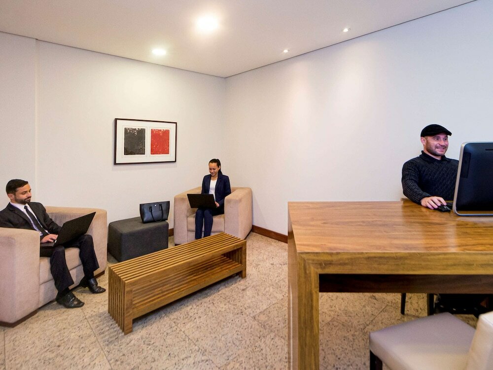 Фото Mercure Curitiba Golden Hotel