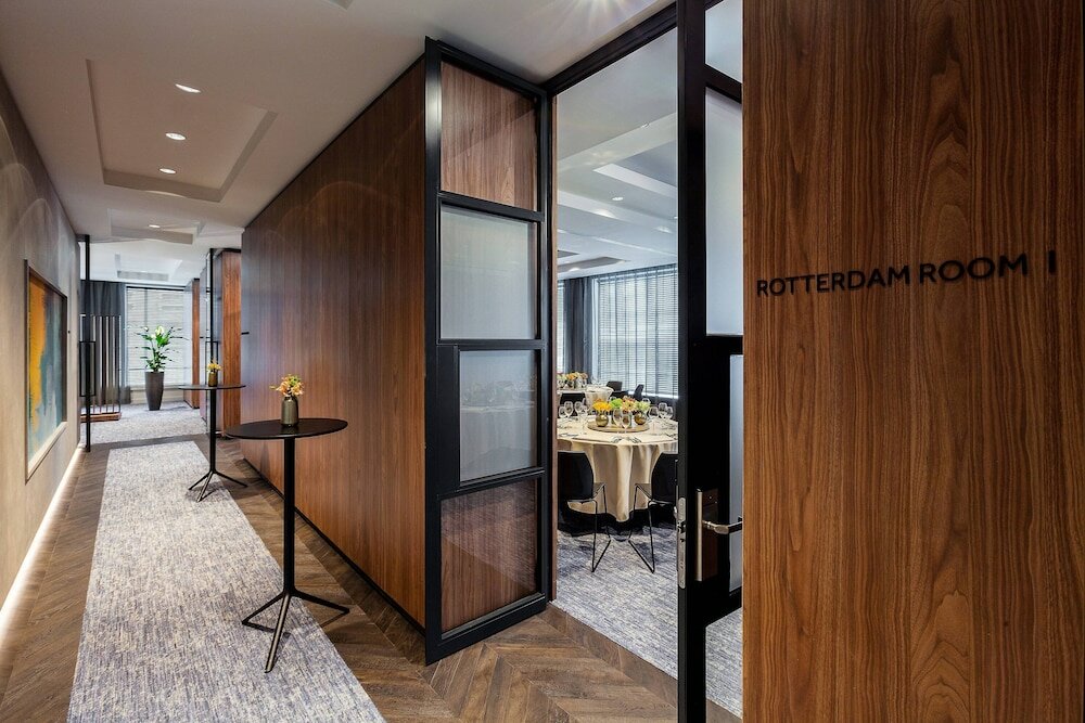 Фото Rotterdam Marriott Hotel