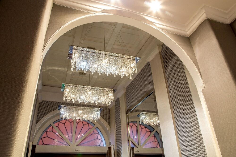 Фото Royal Court Hotel