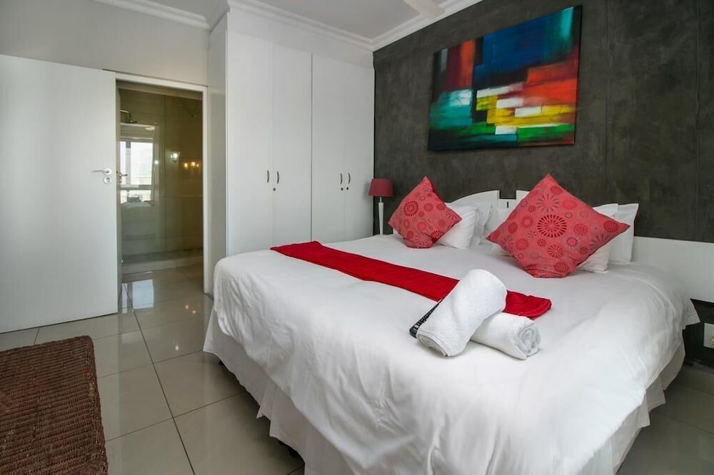 Фото Ocean Breeze Hotel