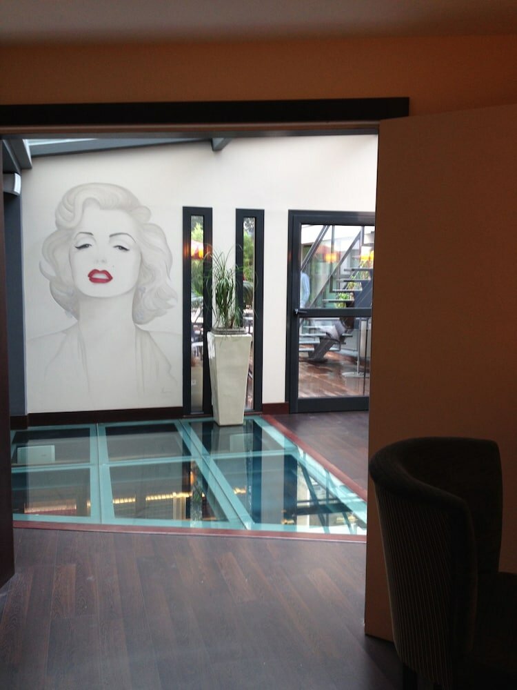 Фото Best Western Plus Cannes Riviera Hotel & SPA