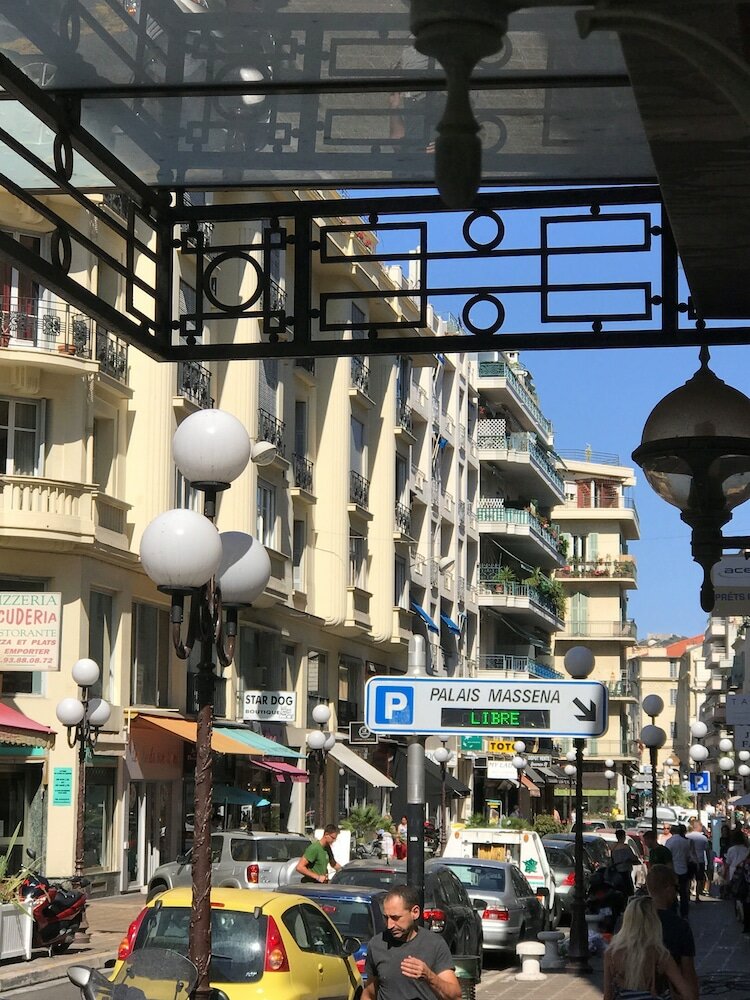 Фото Hotel de la Fontaine