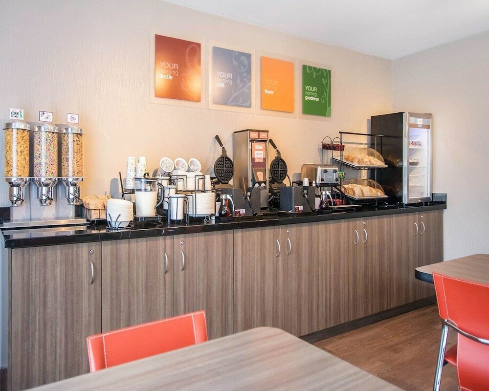 Фото Comfort Inn Moncton East