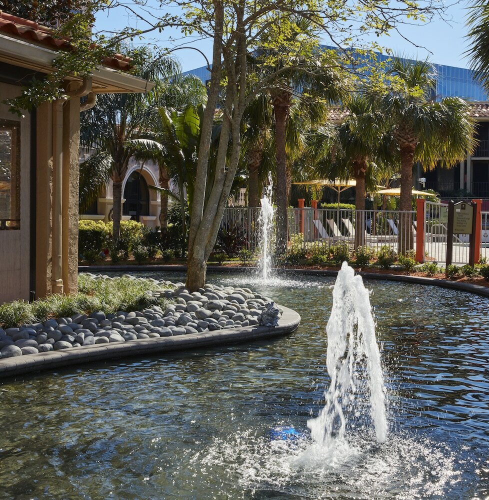 Фото DoubleTree by Hilton Hotel Orlando at SeaWorld