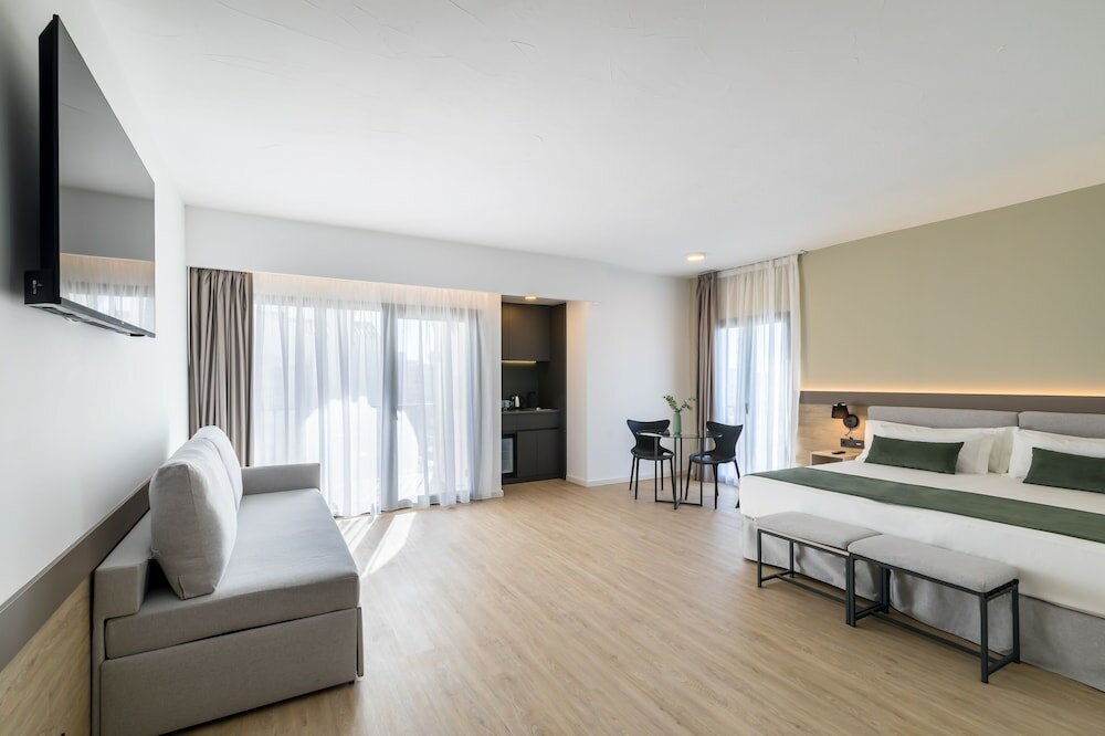 Фото Occidental Puerto Banús