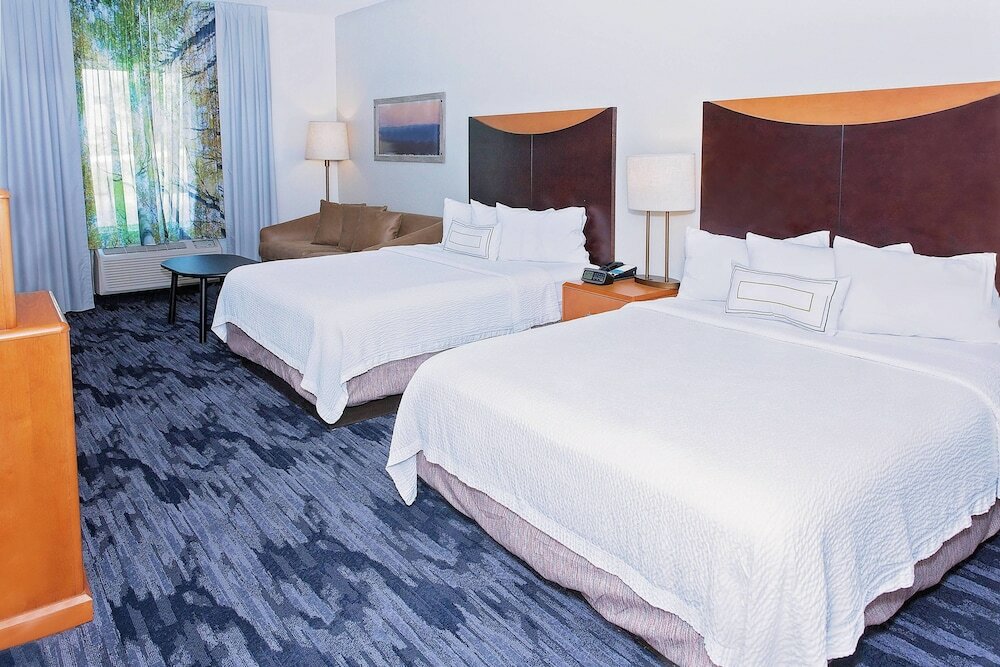 Фото Fairfield Inn by Marriott Hays