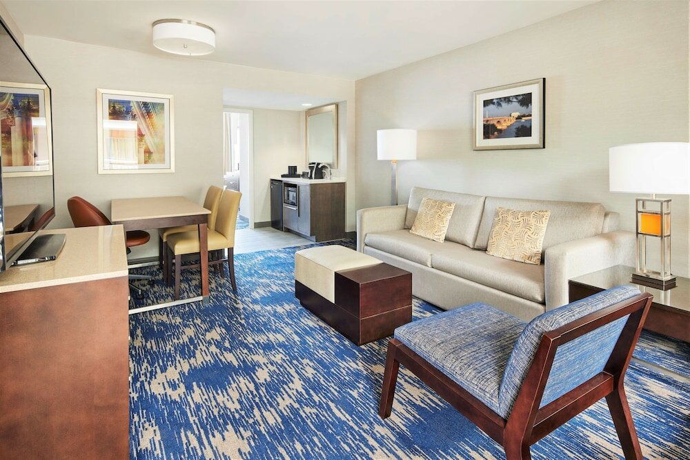 Фото Hilton Alexandria Old Town