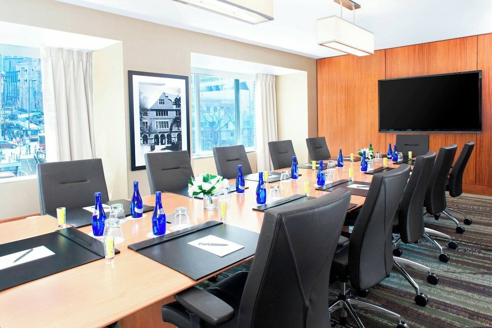 Фото The Westin Michigan Avenue Chicago