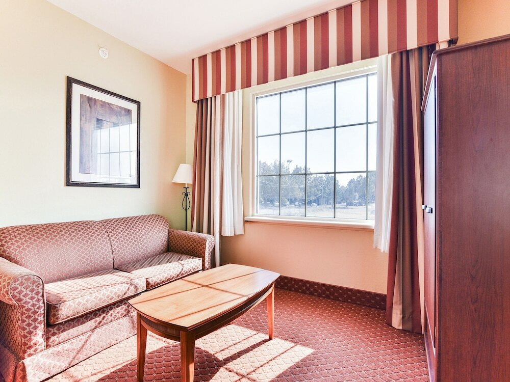 Фото Oyo Townhouse Oklahoma City Airport