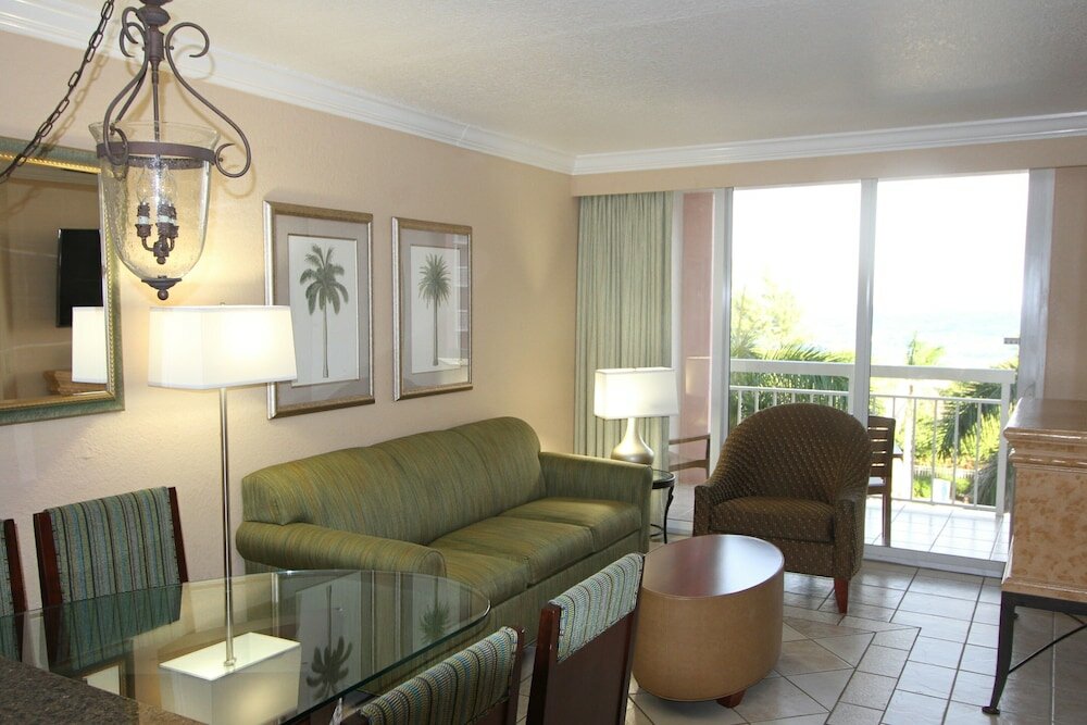 Фото Palm Beach Shores Resort and Vacation Villas