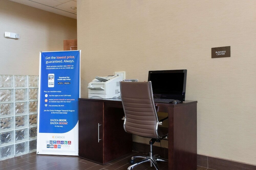 Фото Comfort Suites Near Gettysburg Battlefield Visitor Center