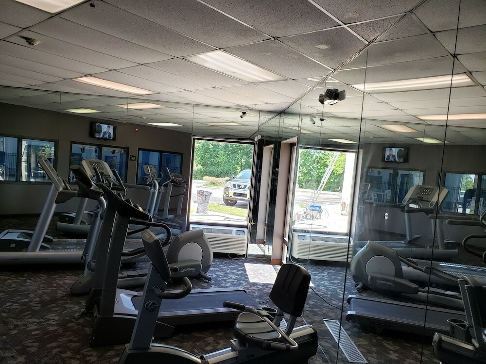 Фото A Victory Hotel & Suites