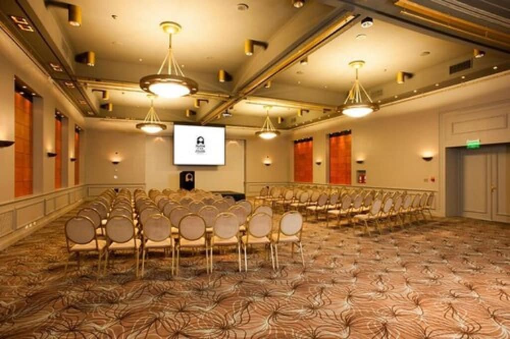 Фото Austral Hotel