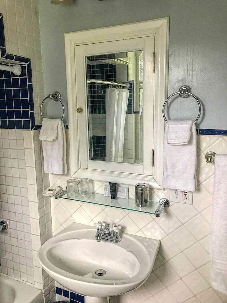 Фото The Lilac Inn