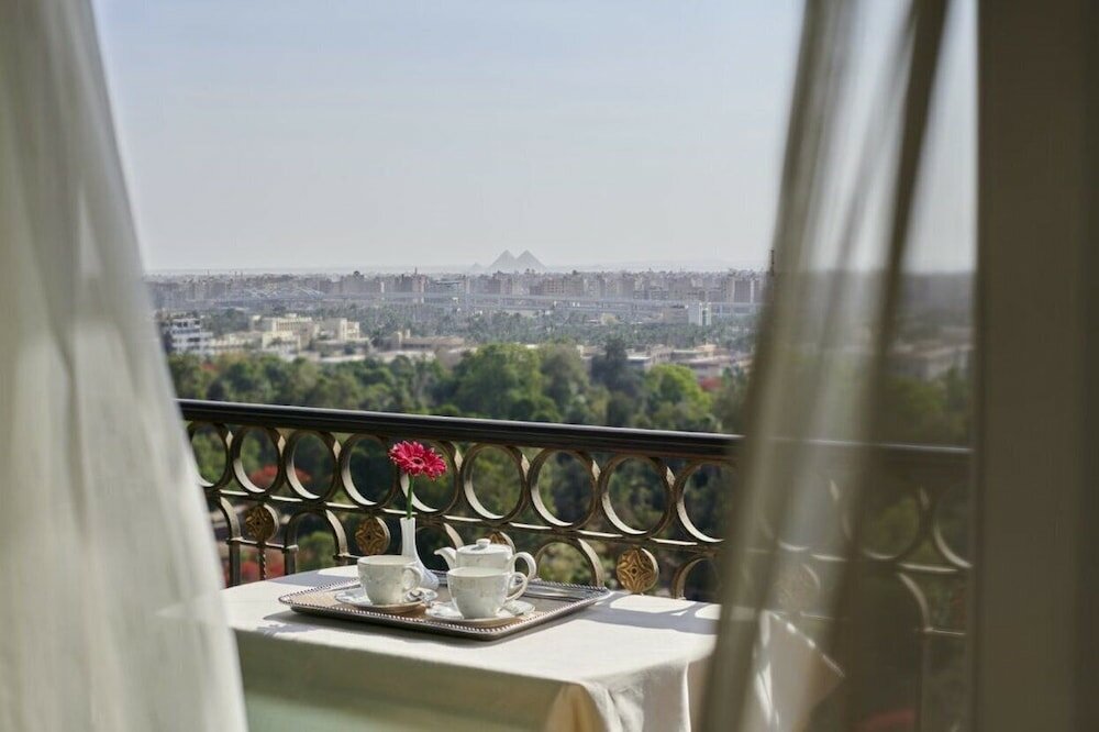 Фото Four Seasons Hotel Cairo At The First Residence