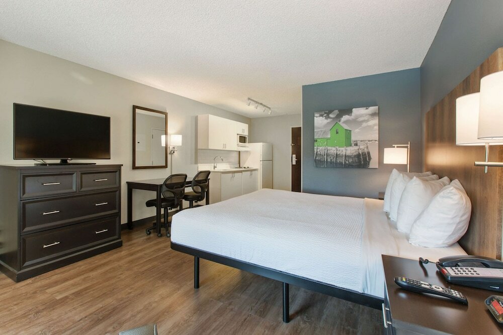Фото Extended Stay America Premier Suites - Union City - Dyer St
