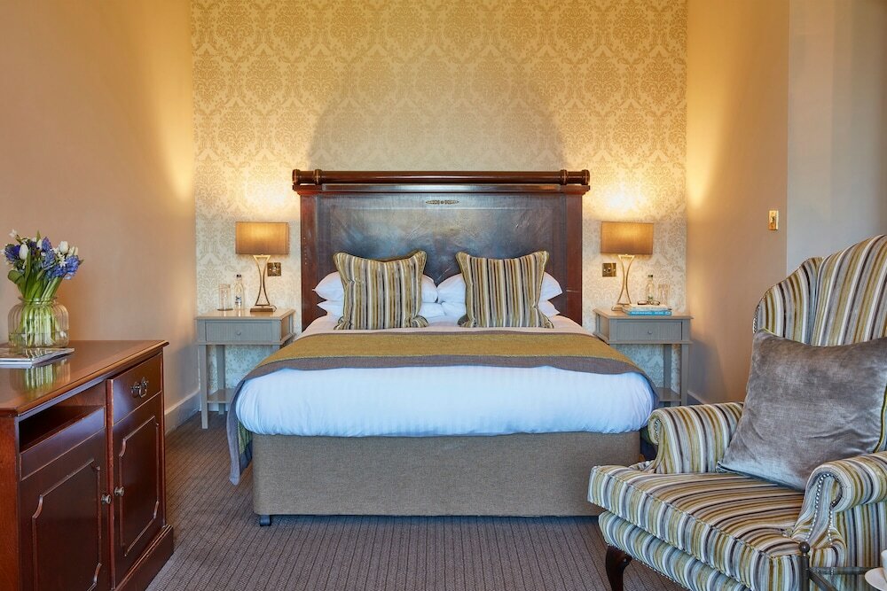 Фото Buxted Park Hotel