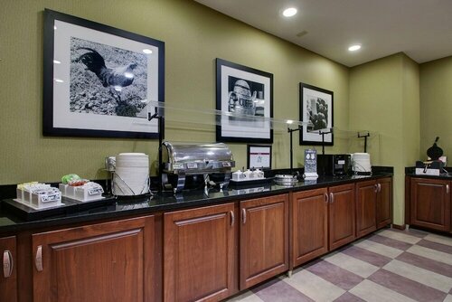 Гостиница Hampton Inn Warner Robins