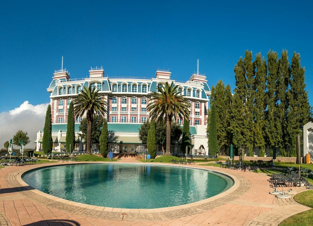 Фото отеля 1