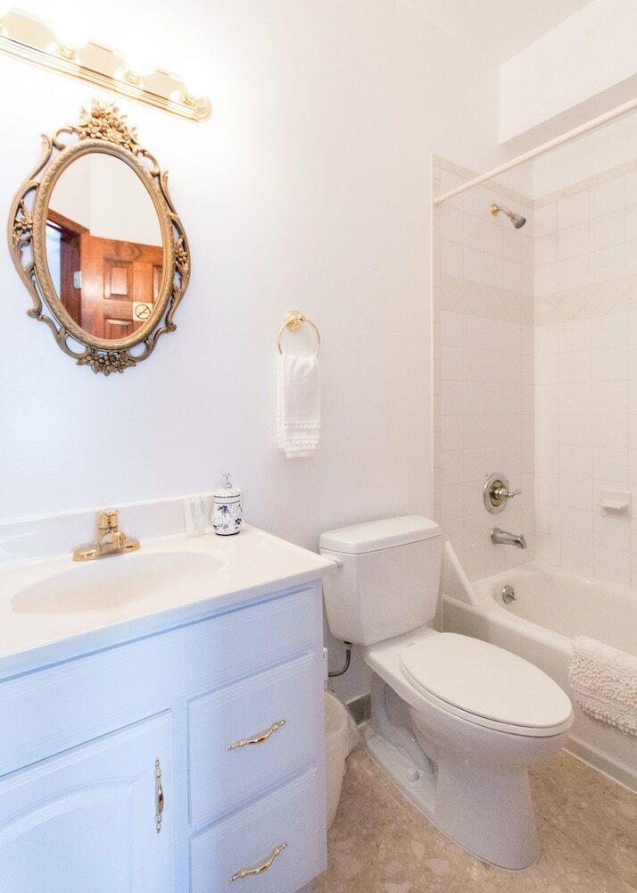 Фото American Guest House