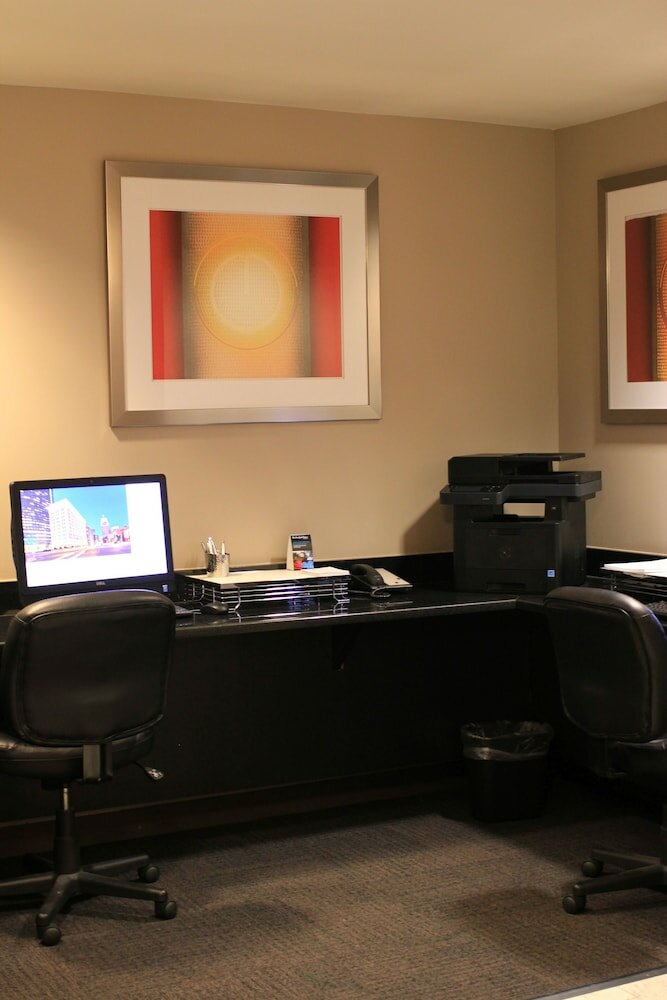 Фото Colcord Hotel