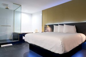 Гостиница Glen Capri Inn & Suites - Burbank Universal