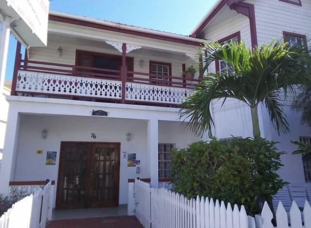 Фото Coningsby Inn