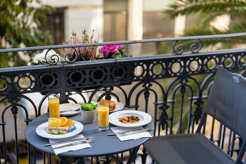 Внешний вид отеля Best Western Hotel Lakmi Nice в Ницце, фото 4