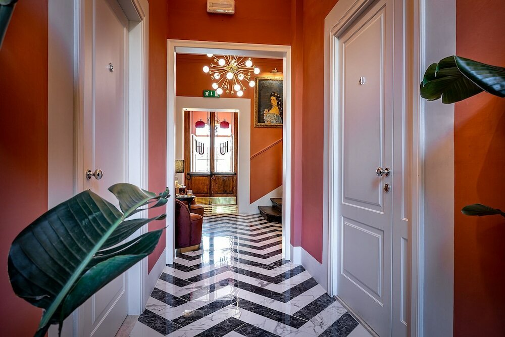 Фото Hotel Ungherese