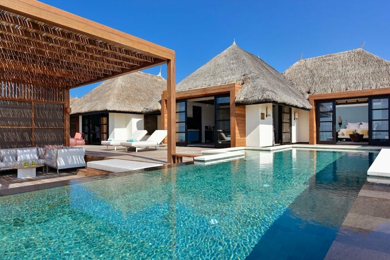 Гостиница Four Seasons Maldives At Kuda Huraa