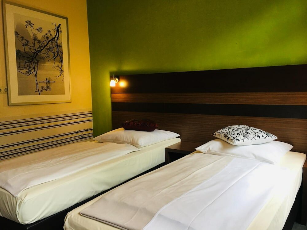 Фото Hotel Alt Düsseldorf