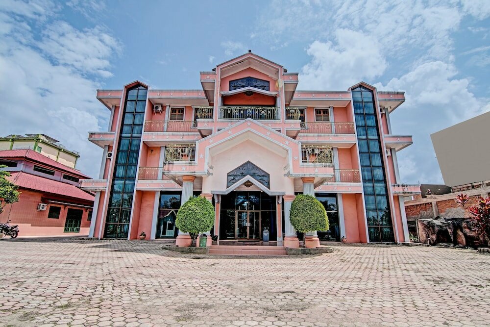 Hotel Netra Hotel Ujungbatu, Riau, photo