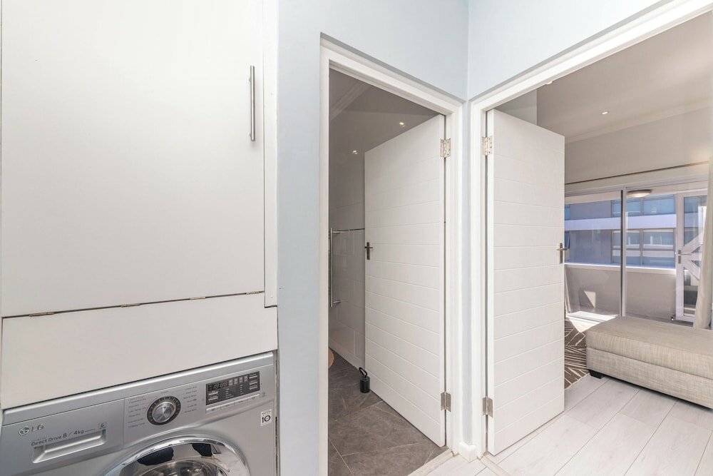 Фото Eaton Square 15