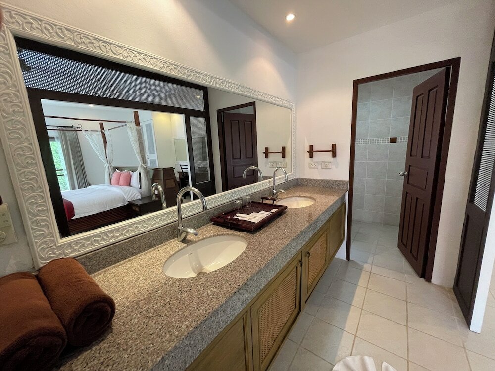 Фото Villa Raya Private Pool Villas Resort