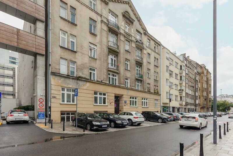 Гостиница Metro Rondo Onz Apartment by Renters в Варшаве