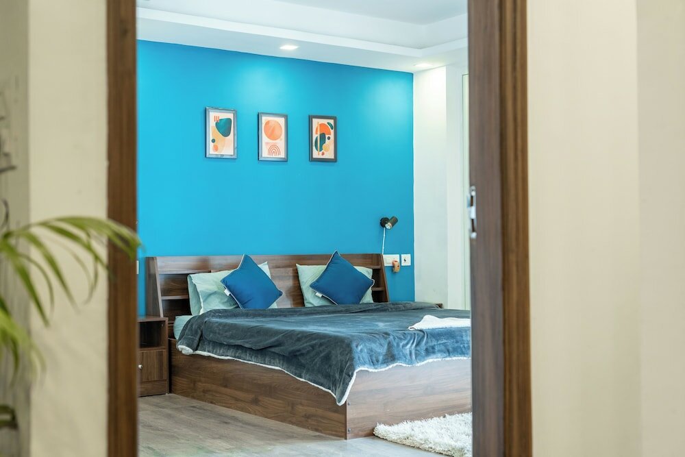 Фото FlxHo Uno - Golf Course Road