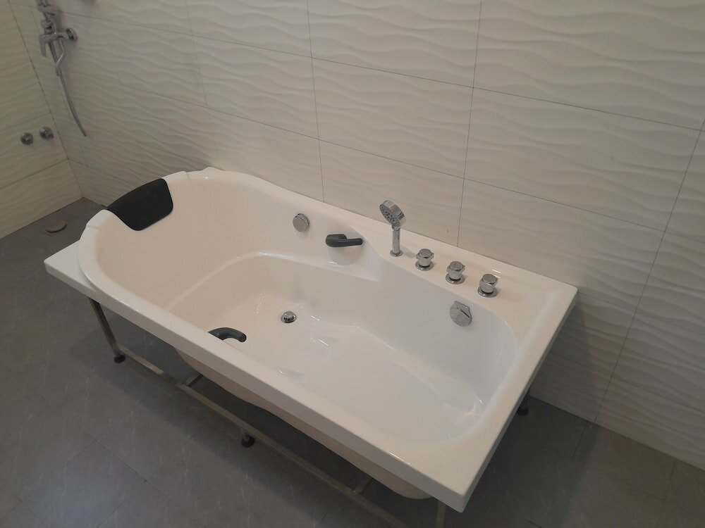 Фото Vegas Luxury Hotel