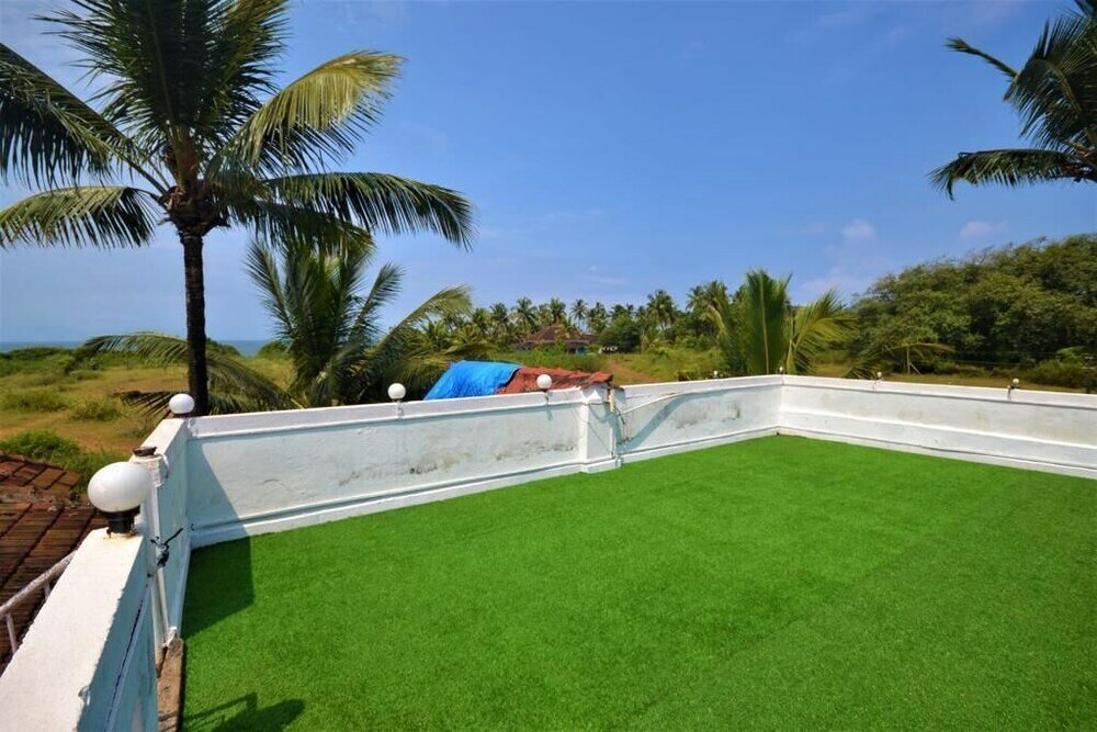 Фото Coral Beach Hotel Candolim