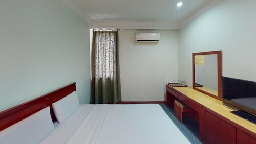 Гостиница Oyo 90847 Hotel Asia City в Кота-Кинабалу