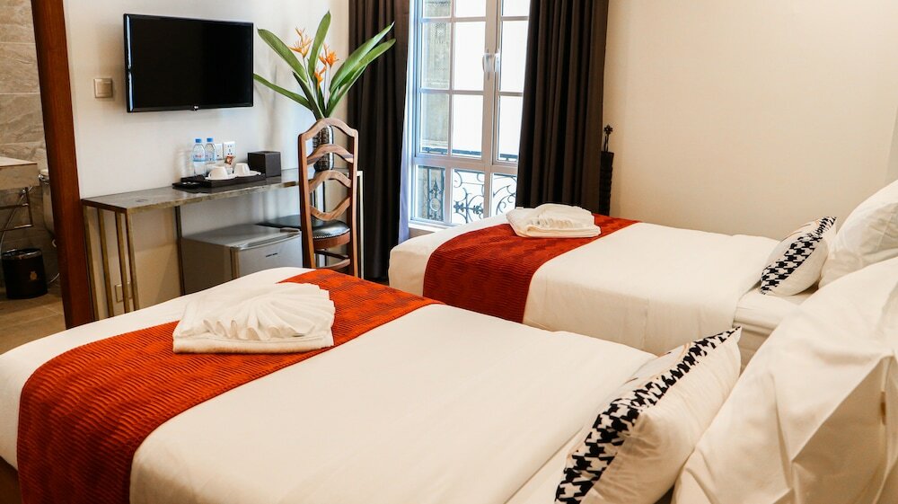 Фото Mettavary Hotel