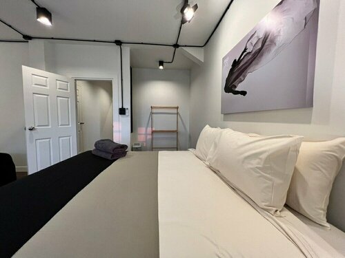 Гостиница Mini-me Hubs - Charm Suites in Old City в Чиангмае